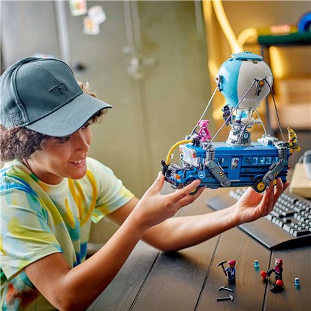 LEGO Fortnite 77073 Battle Bus