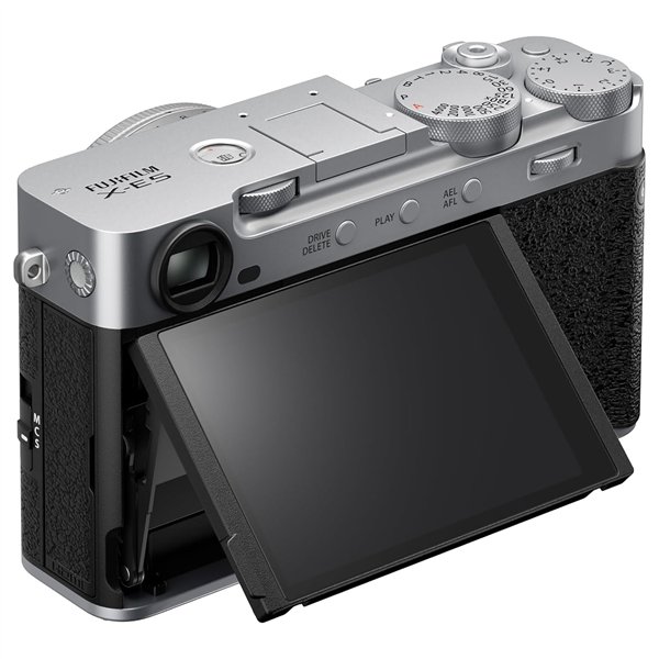Fujifilm X-E5 corpo silver