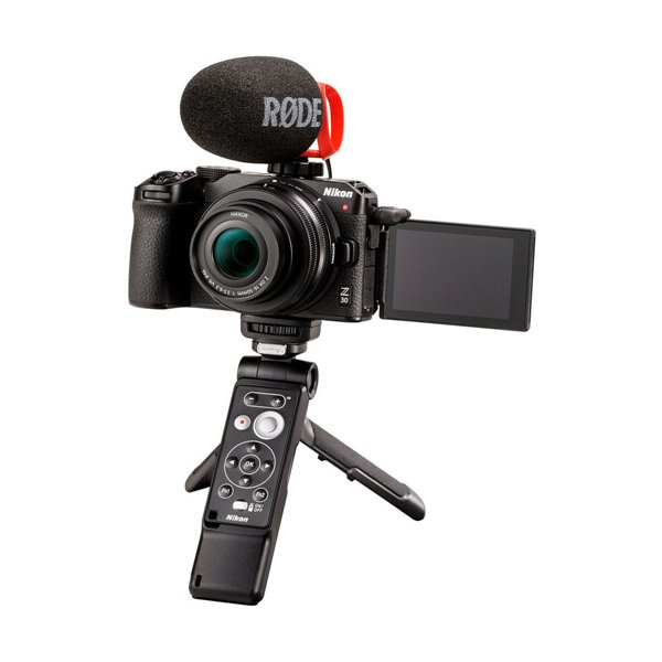 Nikon Z30 + Z DX 16-50 VR Content Creator's Kit + SD 64GB (Nital)