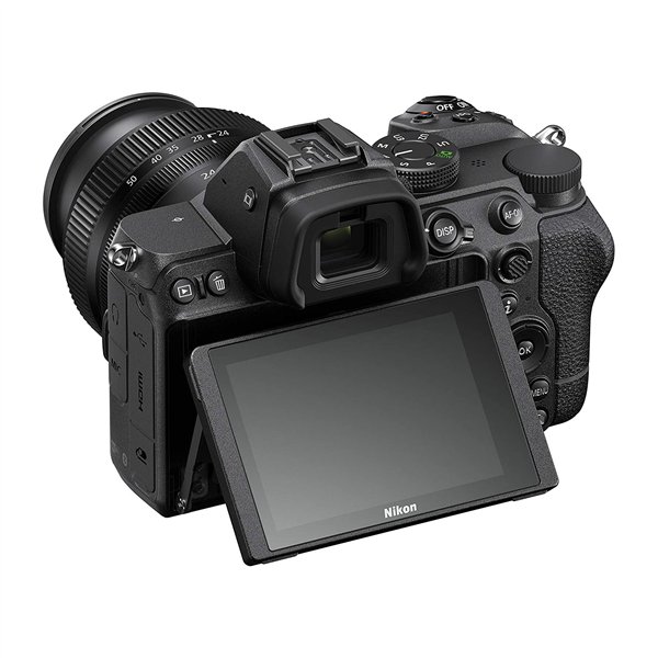 Nikon Z5 + Z 24-50/4-6,3 SD 64GB Lexar 800x Pro (Nital)