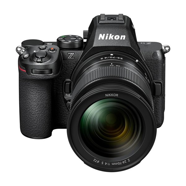 Nikon Z5 II + Z 24-70/4 + SD 128GB SD 128GB Lexar 800x Pro (Nital)