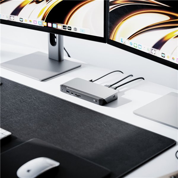 Alogic 100W USB-C DX3 Triple 4K Display Docking Station Space Gr