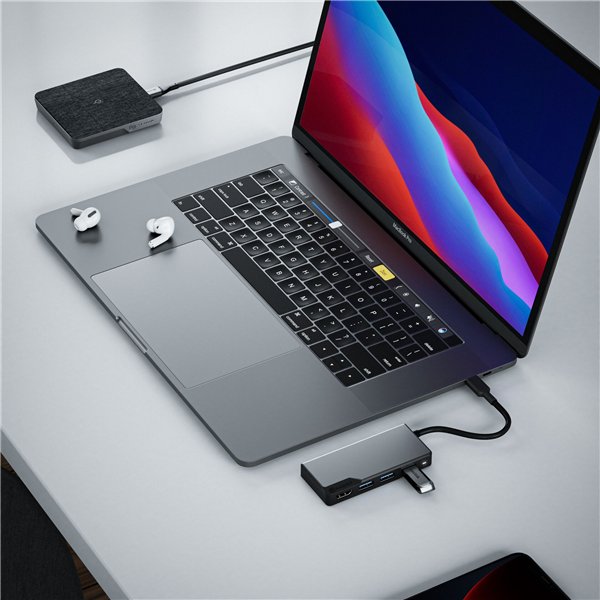 Alogic Fusion Core USB-C 5-Port Hub Space Gray