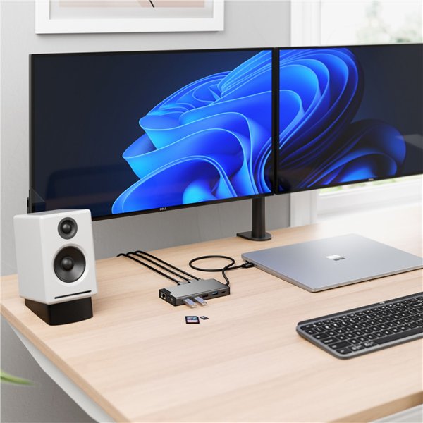 Alogic 12-in-1 USB-C PD DV3 Triple Display Docking Station