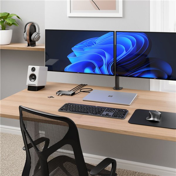 Alogic 12-in-1 USB-C PD DV3 Triple Display Docking Station