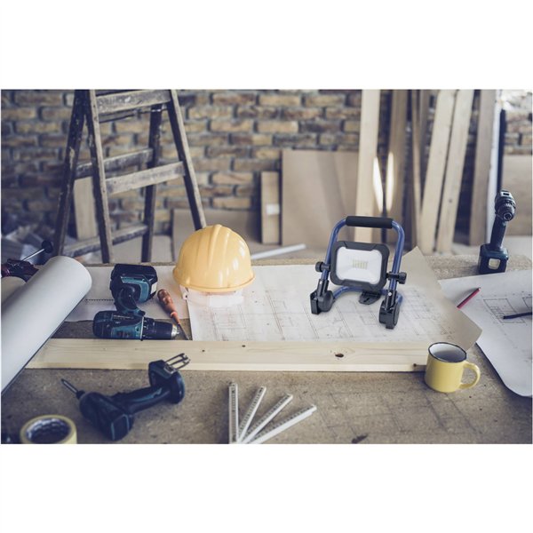 Ansmann FL800R 10W/800lm Luminary faro LED a batteria