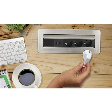 Brennenstuhl Indesk Power 3 prese + 2x USB