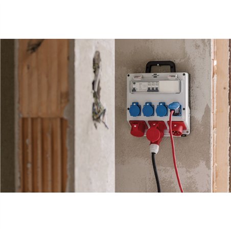 Brennenstuhl distributore a muro 32A