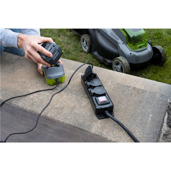 Brennenstuhl Power Distributor 3-way 2m H07RN-F3G1.5