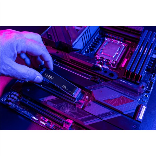 Crucial T705                 1TB PCIe Gen5 NVMe M.2 SSD