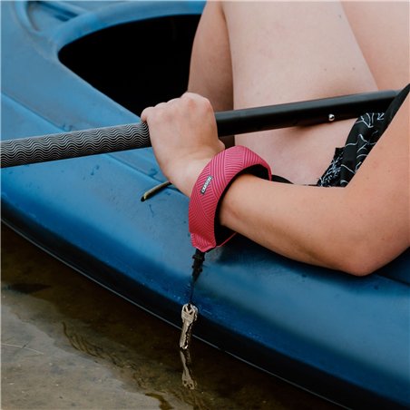 Carson floating wrist strap crimson