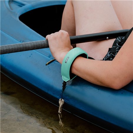 Carson floating wrist strap seafoam