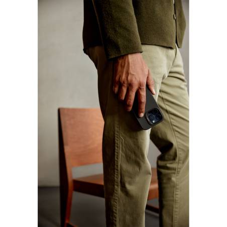 Decoded Cuoio custodia poster. iPhone 16 Pro nero