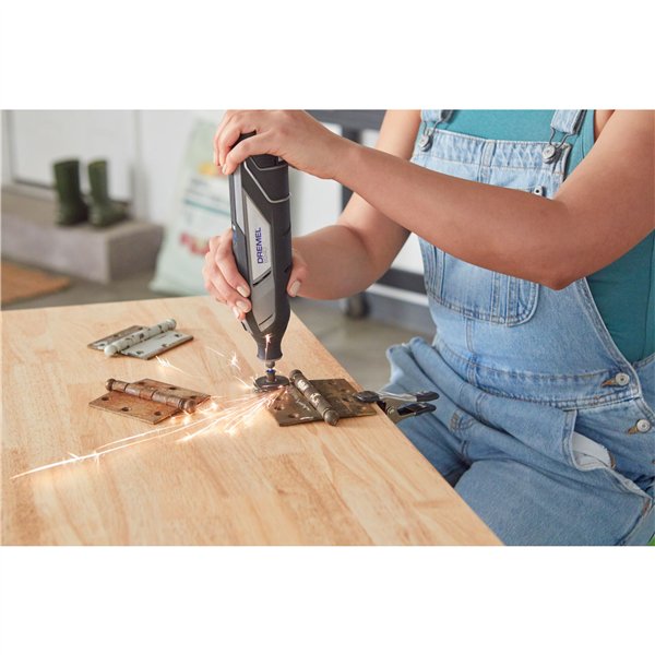 Dremel 8240-3/45 multitool a batteria 12V