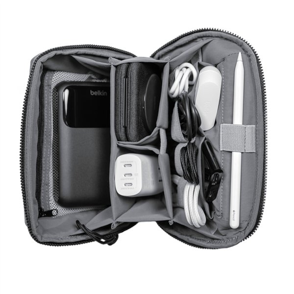 Belkin Travel Organizer for Technic Accessories MMA013hqBK
