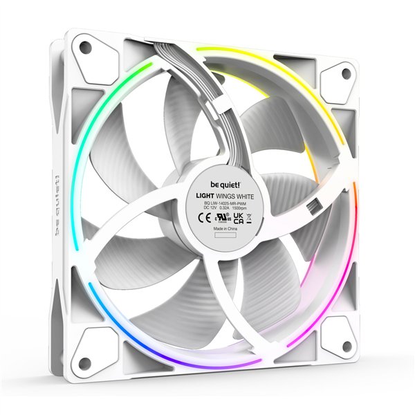 be quiet! Light Wings bianco 140mm PWM Triple-Pack