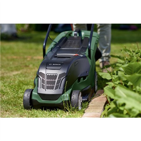 Bosch UniversalRotak 450 rasaerba elettrico