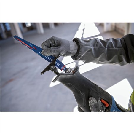 Bosch GSA 18V-28 Seghetto a batteria