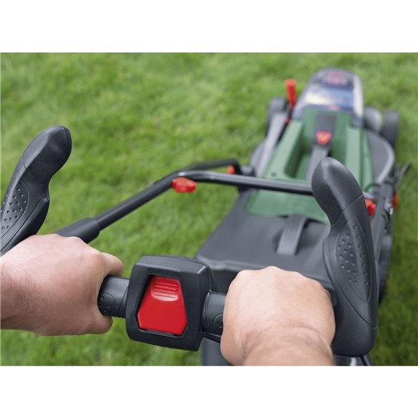 Bosch UniversalRotak 18V-37-550 Taglia Erba a batteria