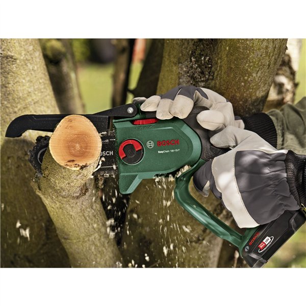 Bosch EasyChain 18V-15-7 solo sega taglio rami a batteria