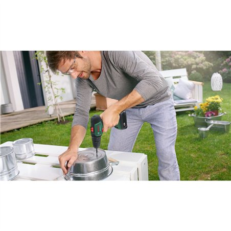 Bosch UniversalDrill 18V Akku-Bohrschrauber