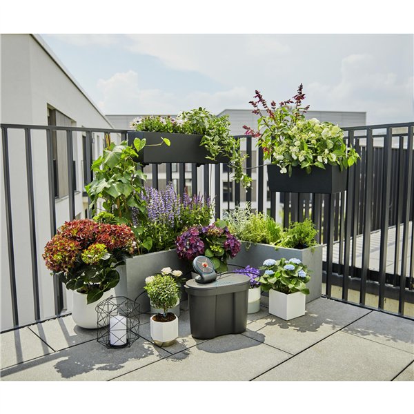 Gardena AquaBloom set irrigazione a energia solare