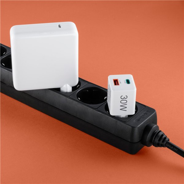 Hama mini caricab. rapido PD 30W 1xUSB-C/1xUSB-A bianco    201992