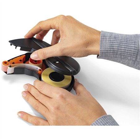 Herma Vario colla a nastro nero                        1030