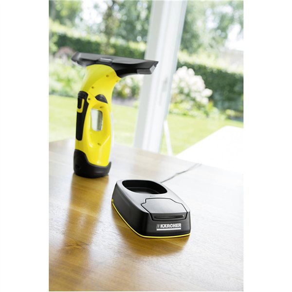 Kärcher caricabatt. con batteria di ricambio WV 5 Plus