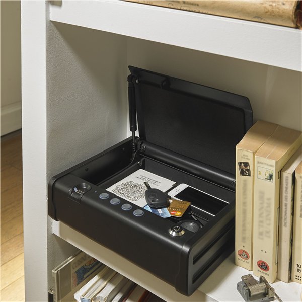 Master Lock Small Safe MLD08EB biometric lock