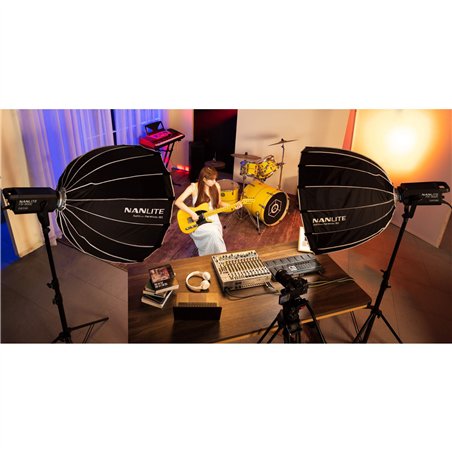 Nanlite FS-300C Full-Color faretto da studio