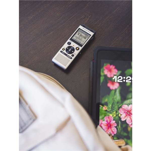 OM system WS-882 4GB