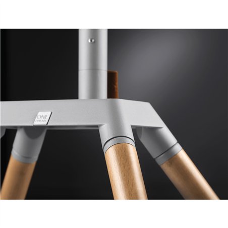 One for All Quadpod TV Stand 70 girevoli 360 gr., chiaro WM 7476