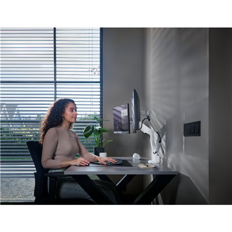 One for All supporto monitor Solid Dual bianco DM 4220