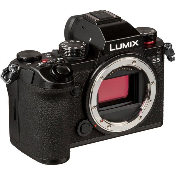 Panasonic Lumix DC-S5 Body