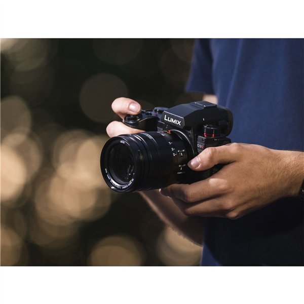 Panasonic Lumix G9 Mark II + LEICA H-ES 12-60 E
