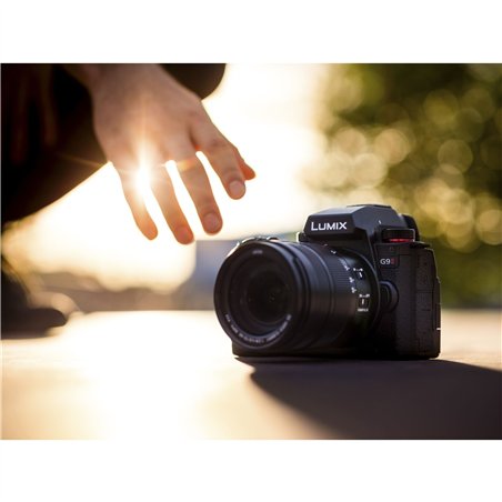 Panasonic LUMIX G9 Mark II + H-FS 12-60 E