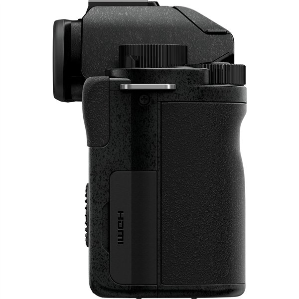 Panasonic Lumix DC-G100D nero + H-FS 12-32 + H-FS 45-150 E