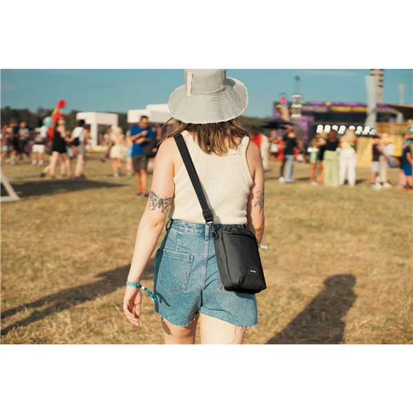 Pacsafe GO Festival Crossbody nero