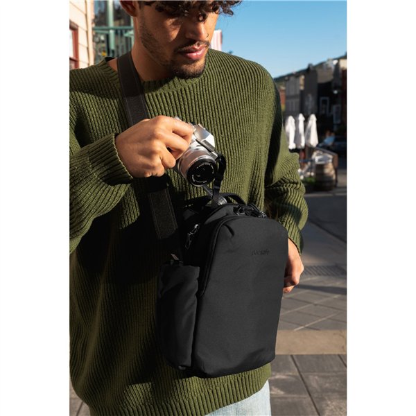 Pacsafe V Tour Crossbody nero