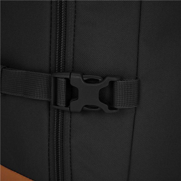 Pacsafe GO zaino Carry-on 44L jet nero