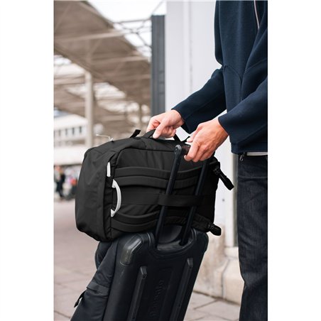Pacsafe GO zaino Carry-on 44L jet nero