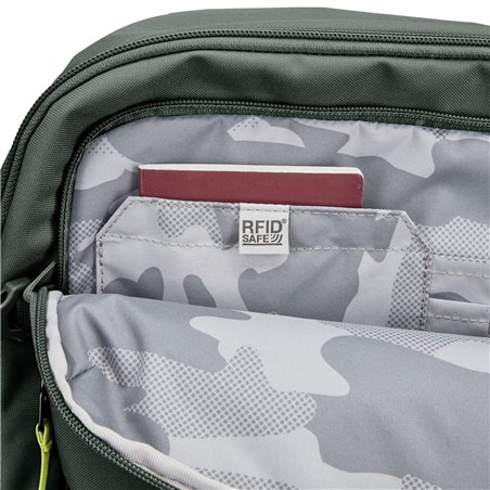 Pacsafe GO Carry-on Rucksack 34 jet spruce grün
