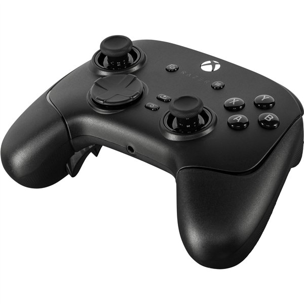 Razer Wolverine V3 Pro nero