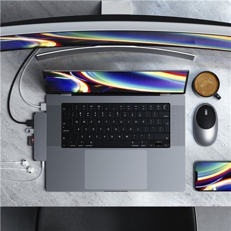 Satechi Pro Hub Max space gray