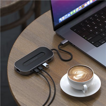 Satechi USB4 Multiport Adapter with 2.5G Ethernet space gray