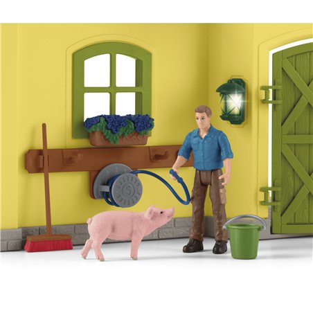 Schleich Farm World    42605 grande stalla c.animali e acces.