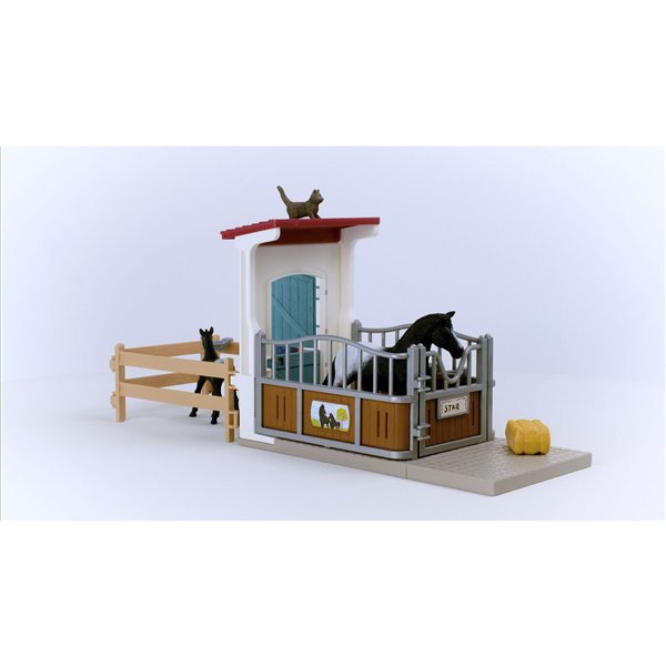 Schleich Horse Club     42611 Box con giumenta e puledro
