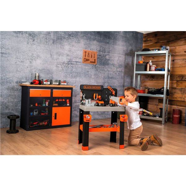 Smoby Black & Decker Pro Workbench             Model 2025