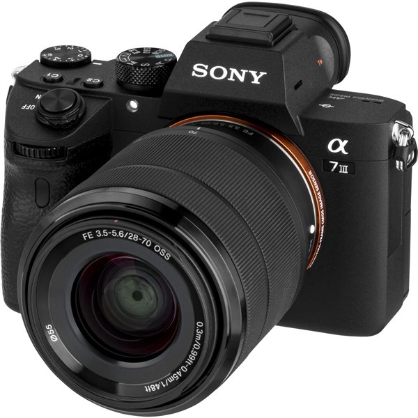 Sony Alpha 7 Mark III Set + SEL 28-70